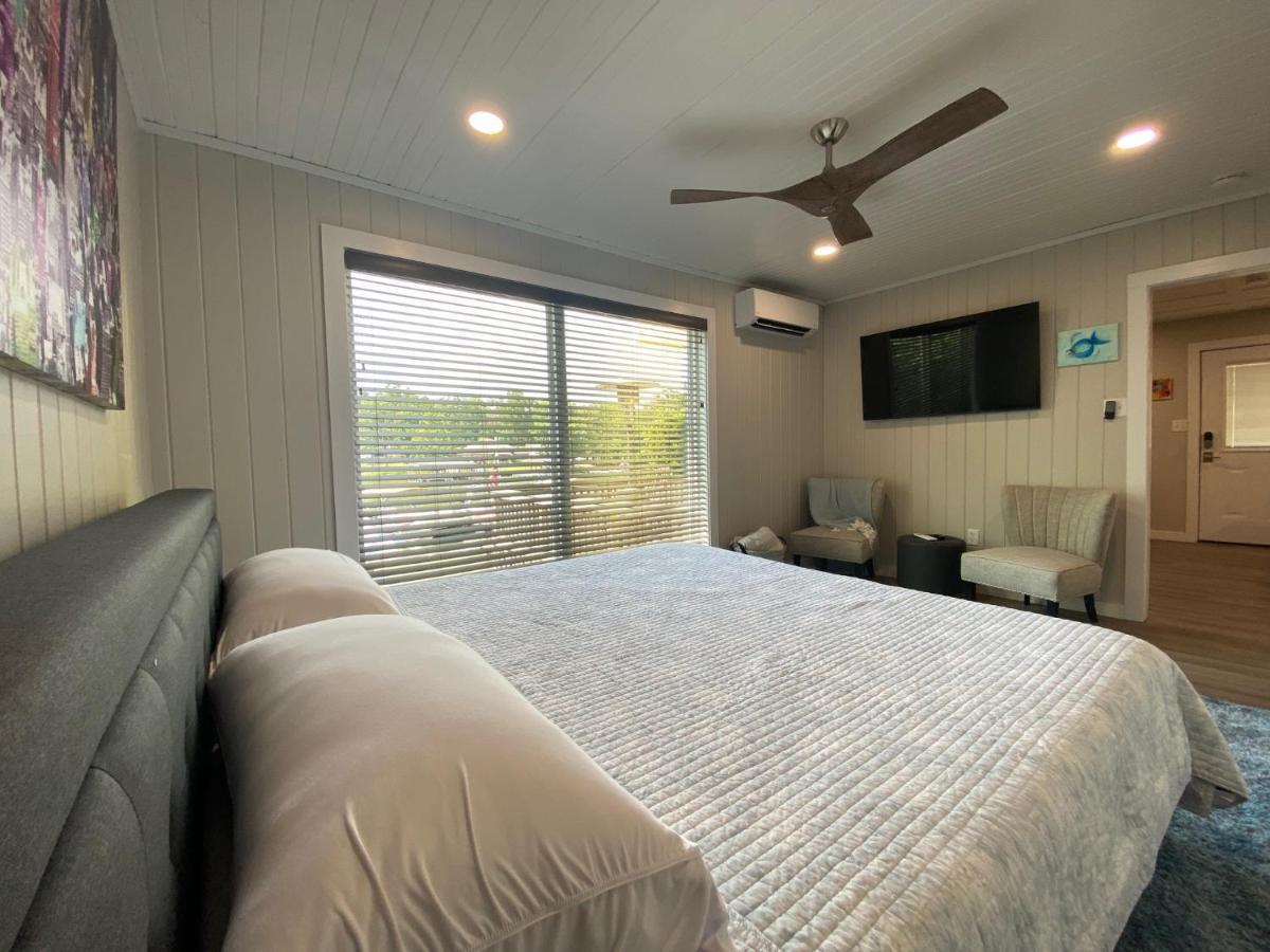 Canary Lake Cottage W/Hot Tub At Sam'S Pizza Hot Springs Exteriör bild